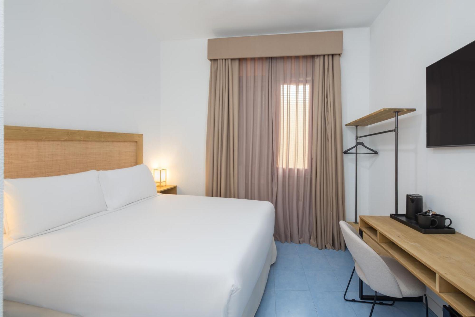 Hotel Luthia Puerta Del Sol Madrid