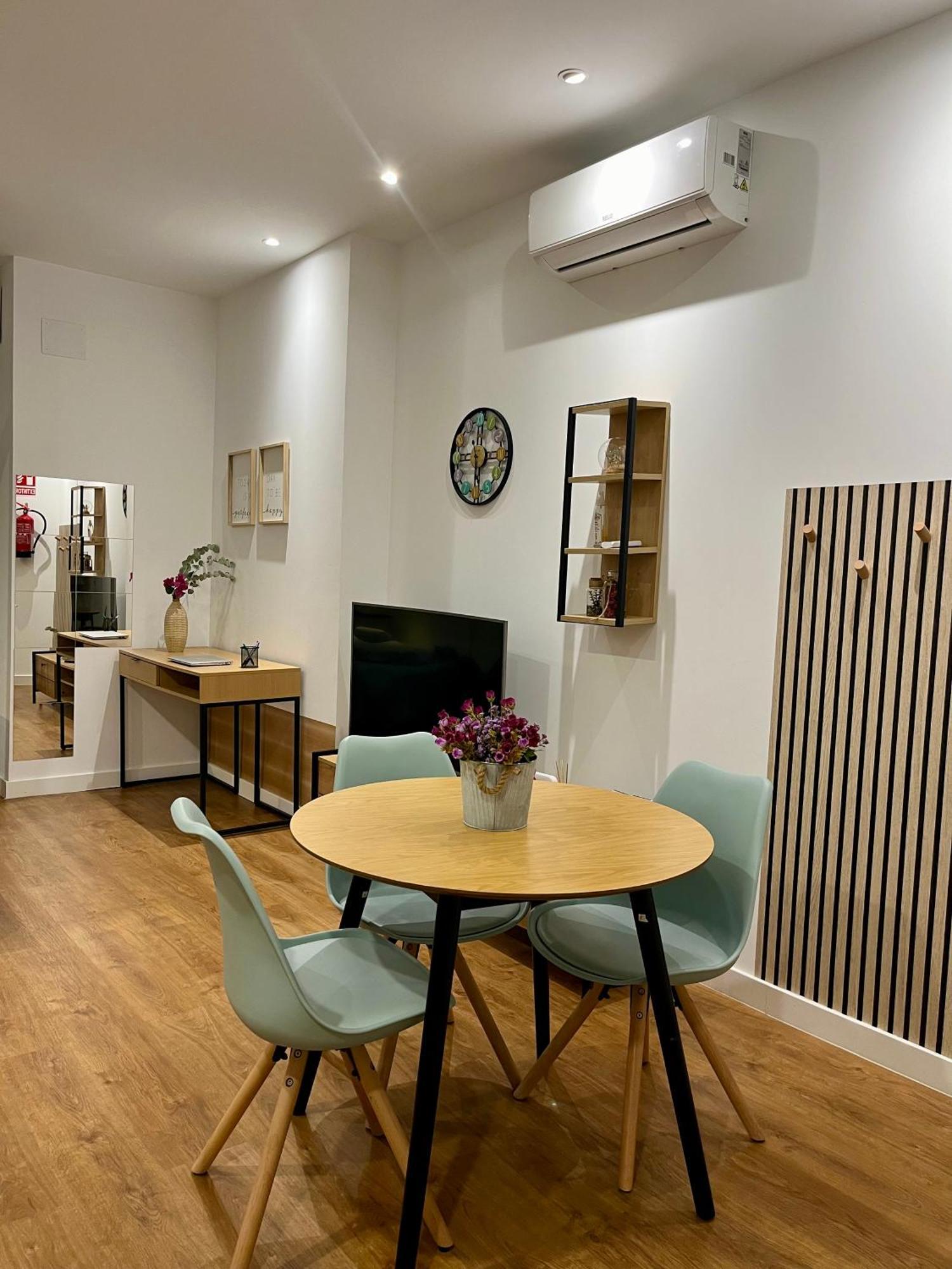 Apartment Moderno Estudio En Usera - A 15 Minutos Del Centro Madrid