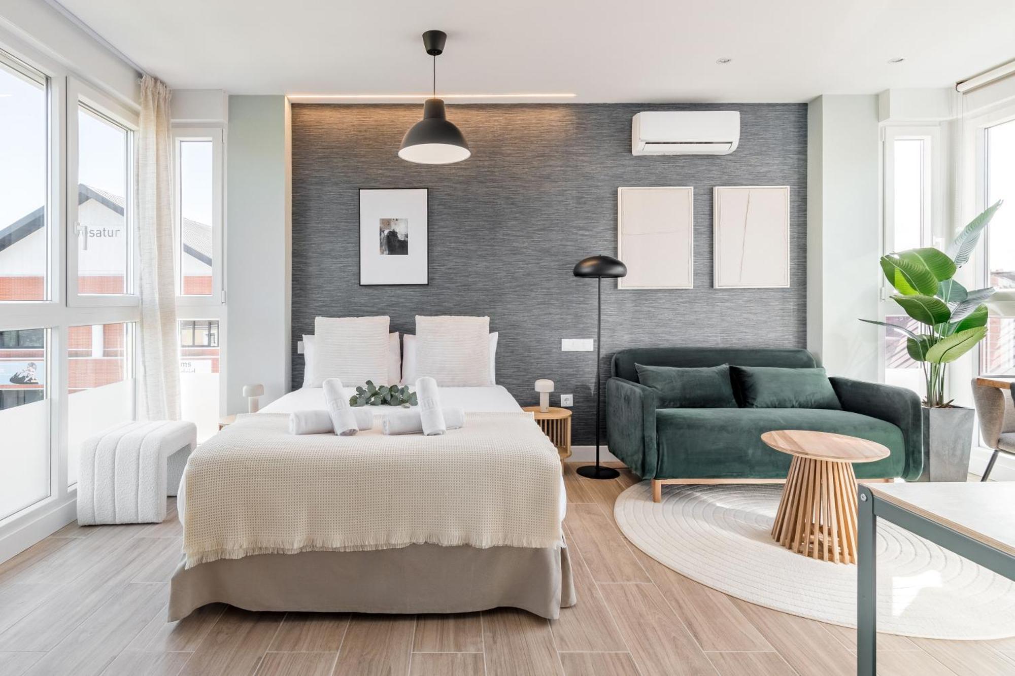Arturo Soria By Charming Aparthotel
