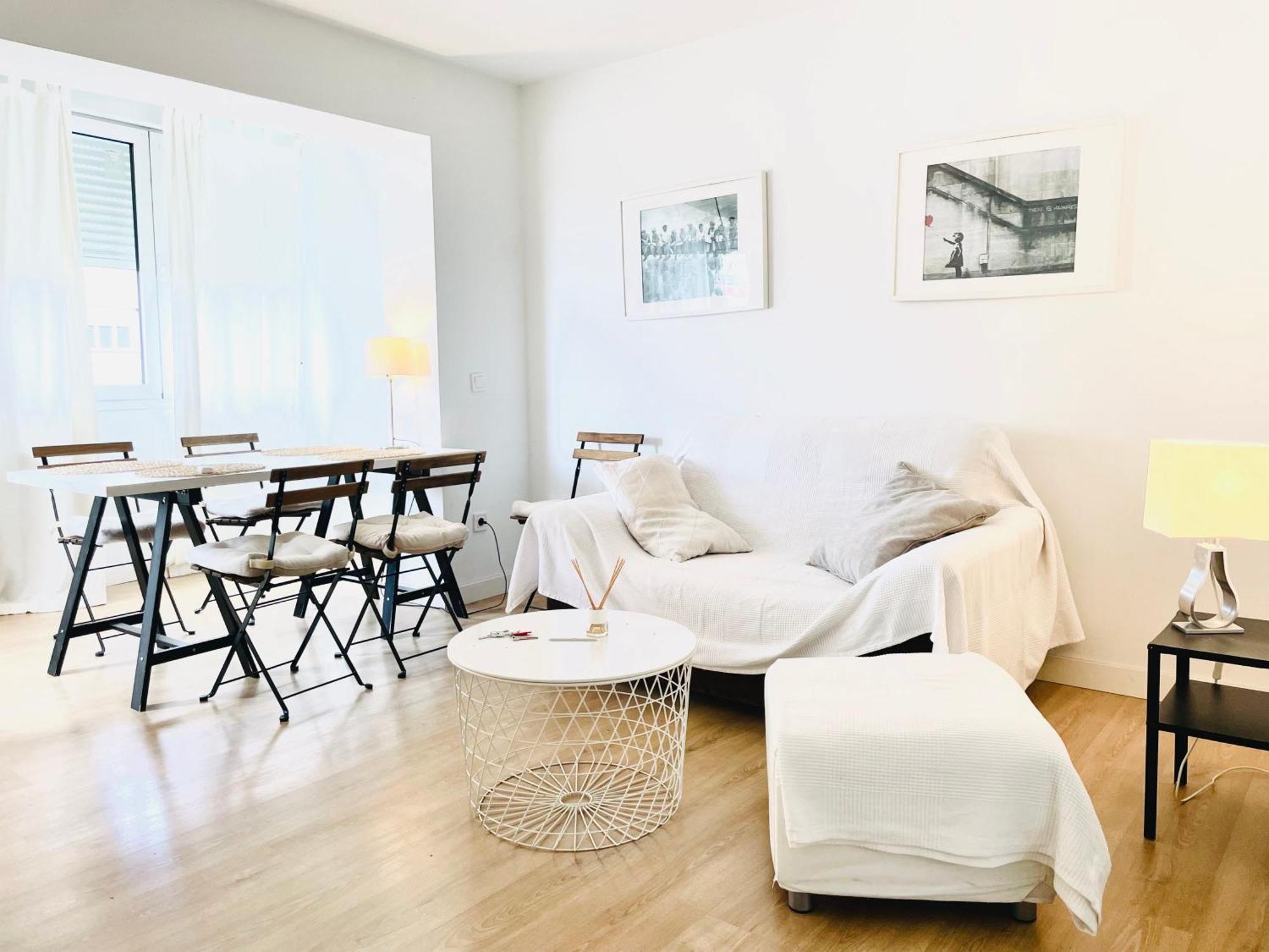 Piso Acogedor Y Tranquilo - Junto A Ifema Y Aerop. Apartamento