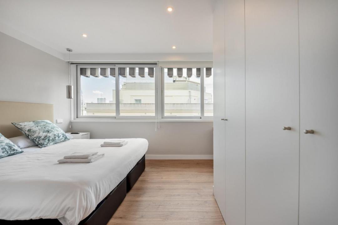 2 Bedroom 2 Bathroom Furnished - Salamanca - Bright & Stylish - Mintystay Apartamento