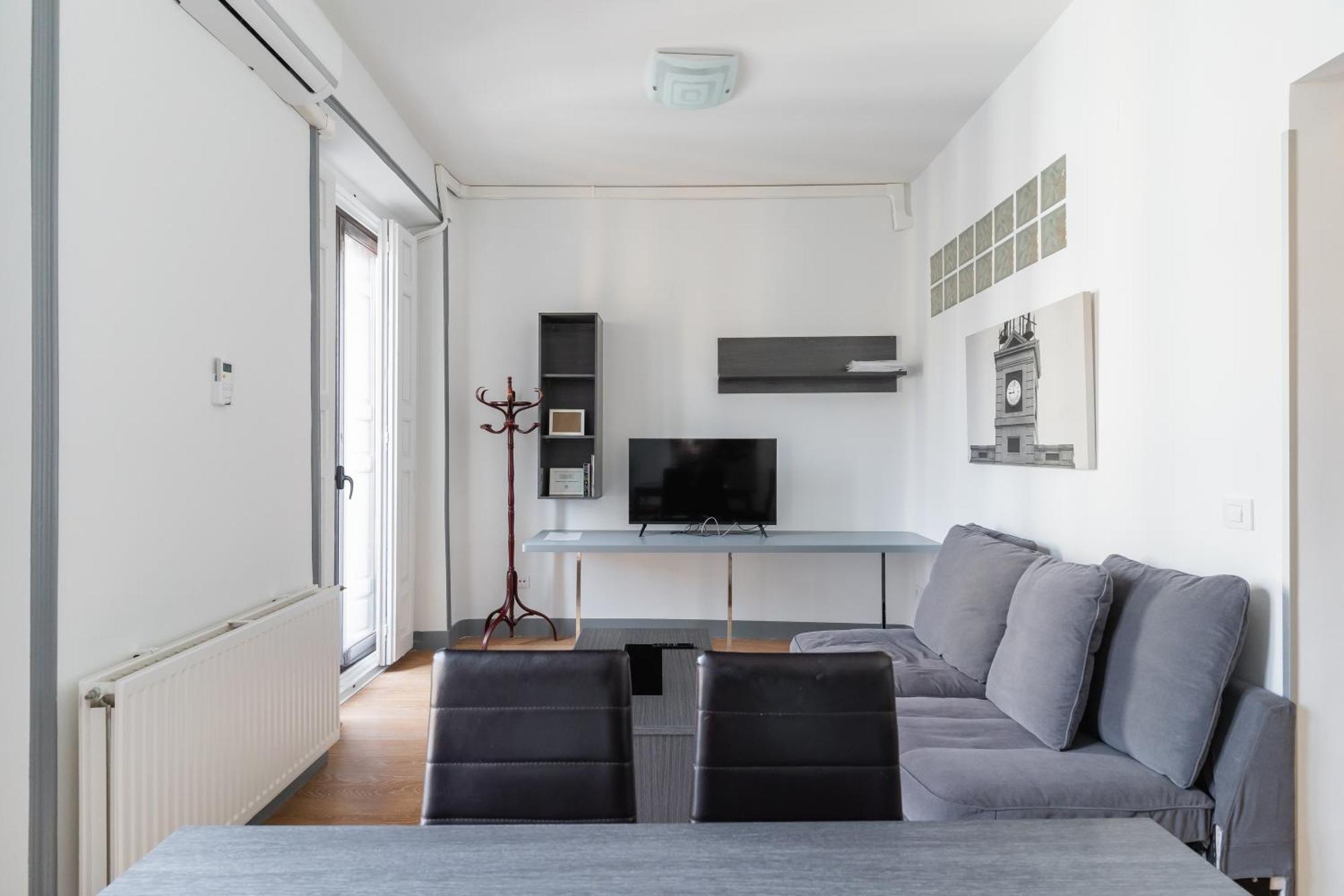 Apartamento 2 Bedrooms 1,5bathrooms Furnished - Sol - Bright & Functional - Mintystay