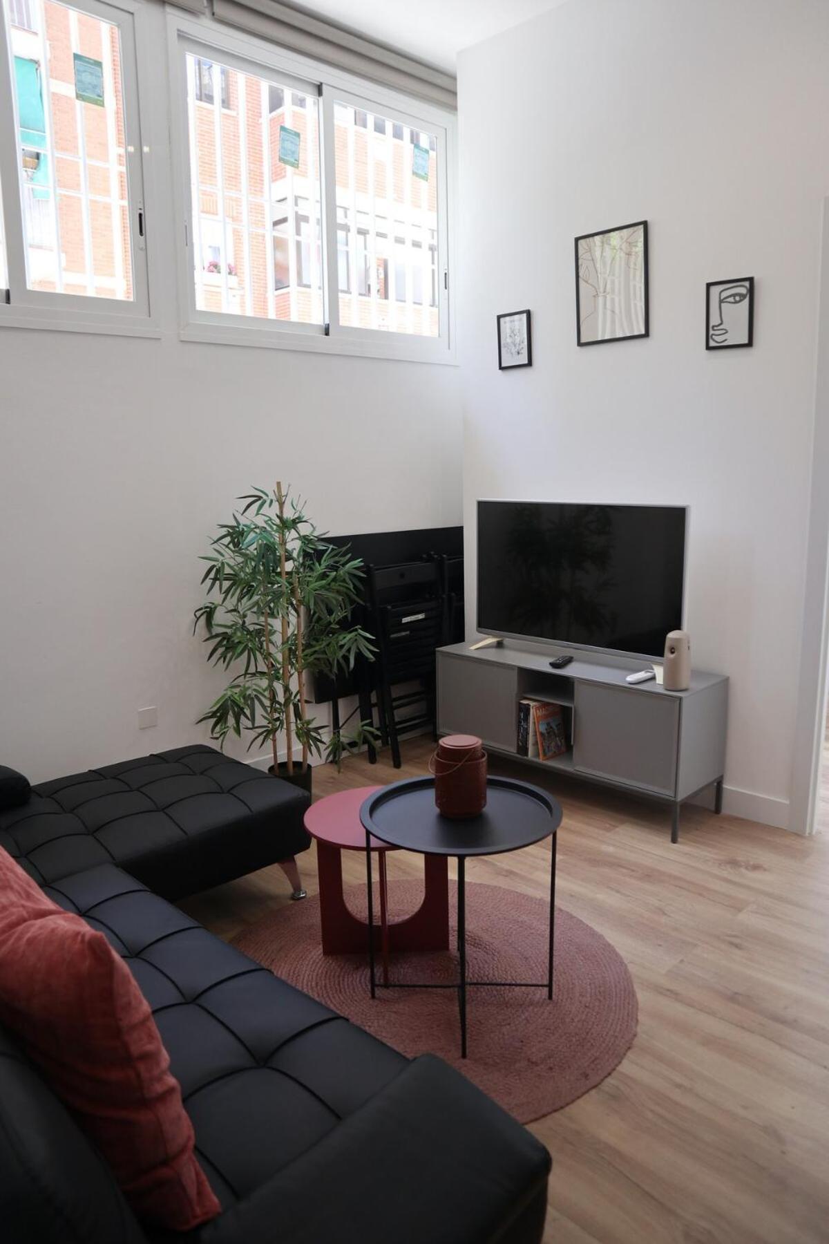 Apartamento In B2 Madrid