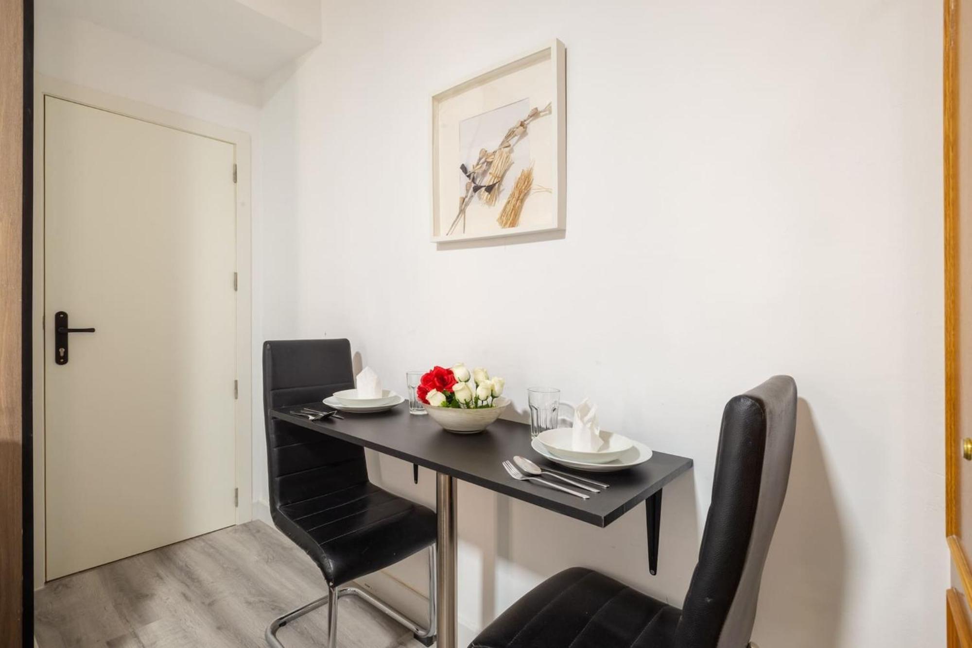 Day Chueca Centro Gran Via Sol Malasana Apartment Madrid