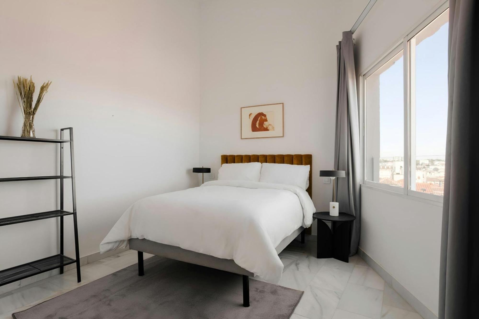 Sonder By Marriott Bonvoy Santa Ana Letras Apartahotel Madrid