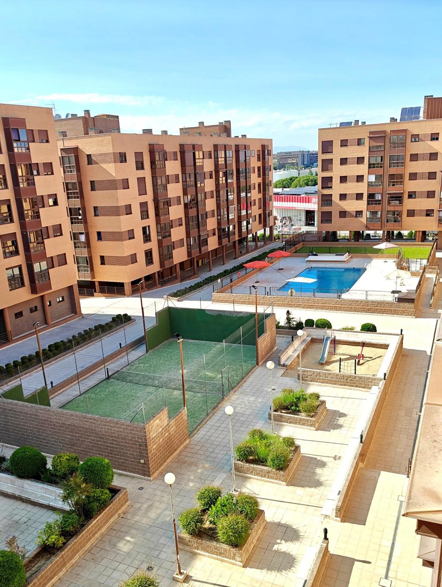 Campezo Airport Apartment