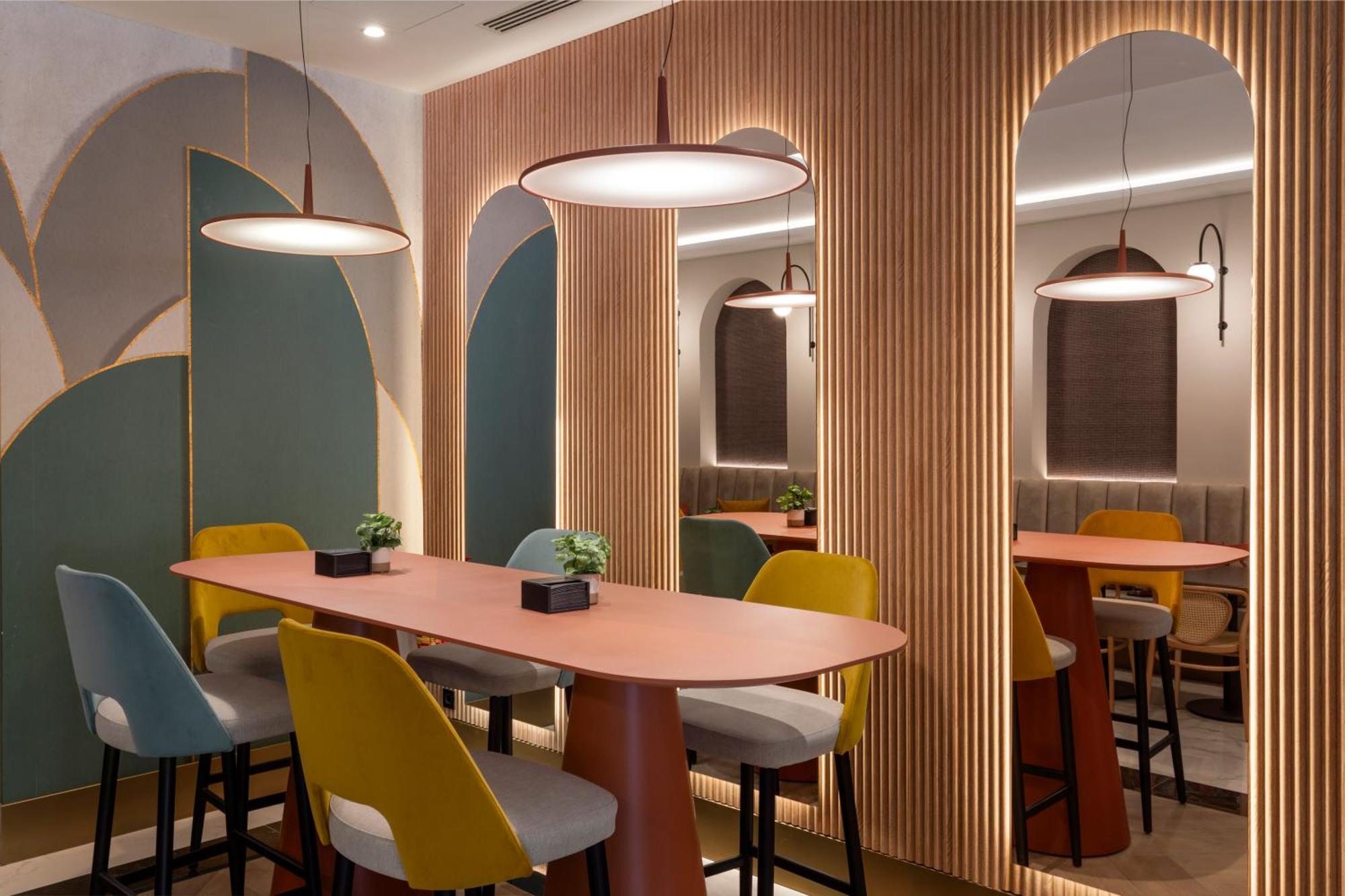 Catalonia Plaza Espana & 4*