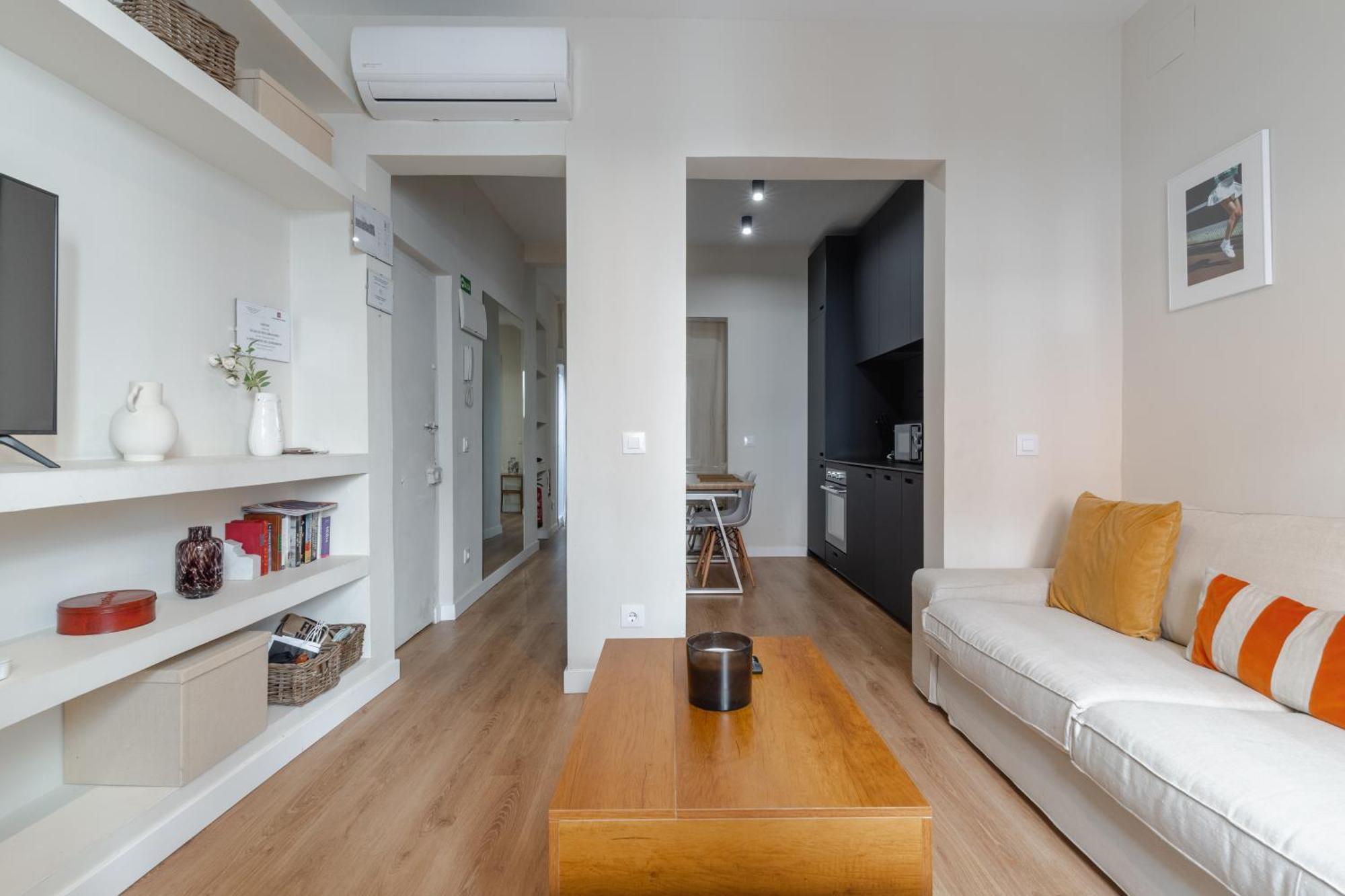 Centric- 1bd 1bth Furnished - Chueca Apartamento Madrid