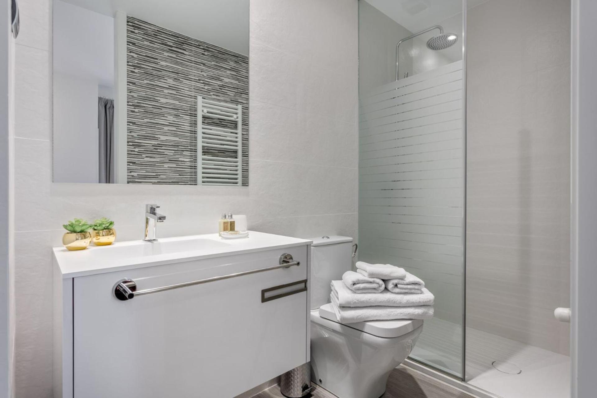 Apartamento Charming Near Almudena And Royal Palace Perfect Royal Palace Ii Madrid