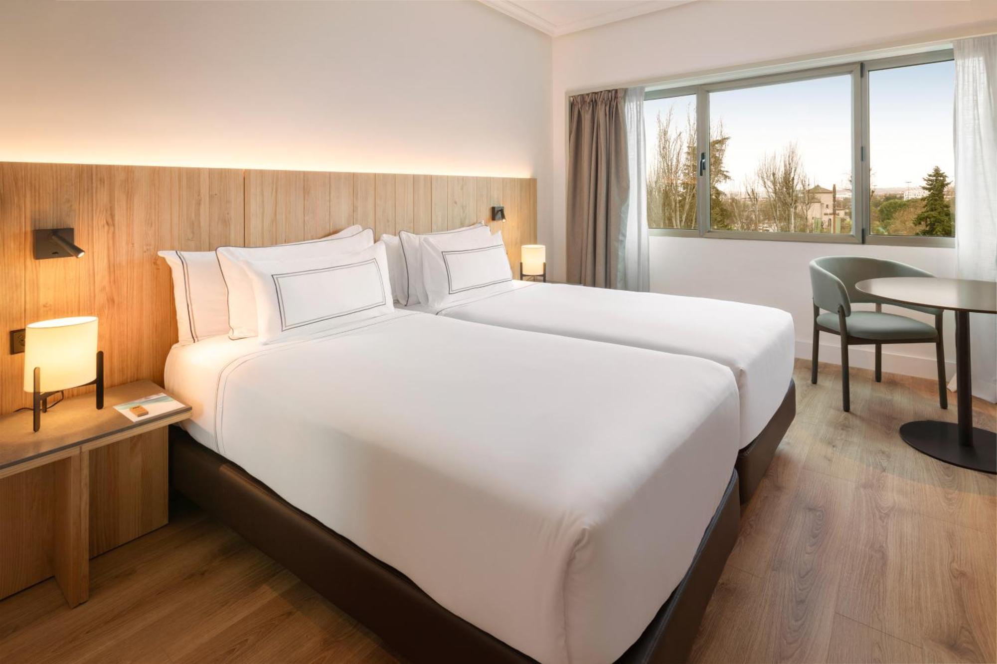 Melia Barajas 4* Madrid