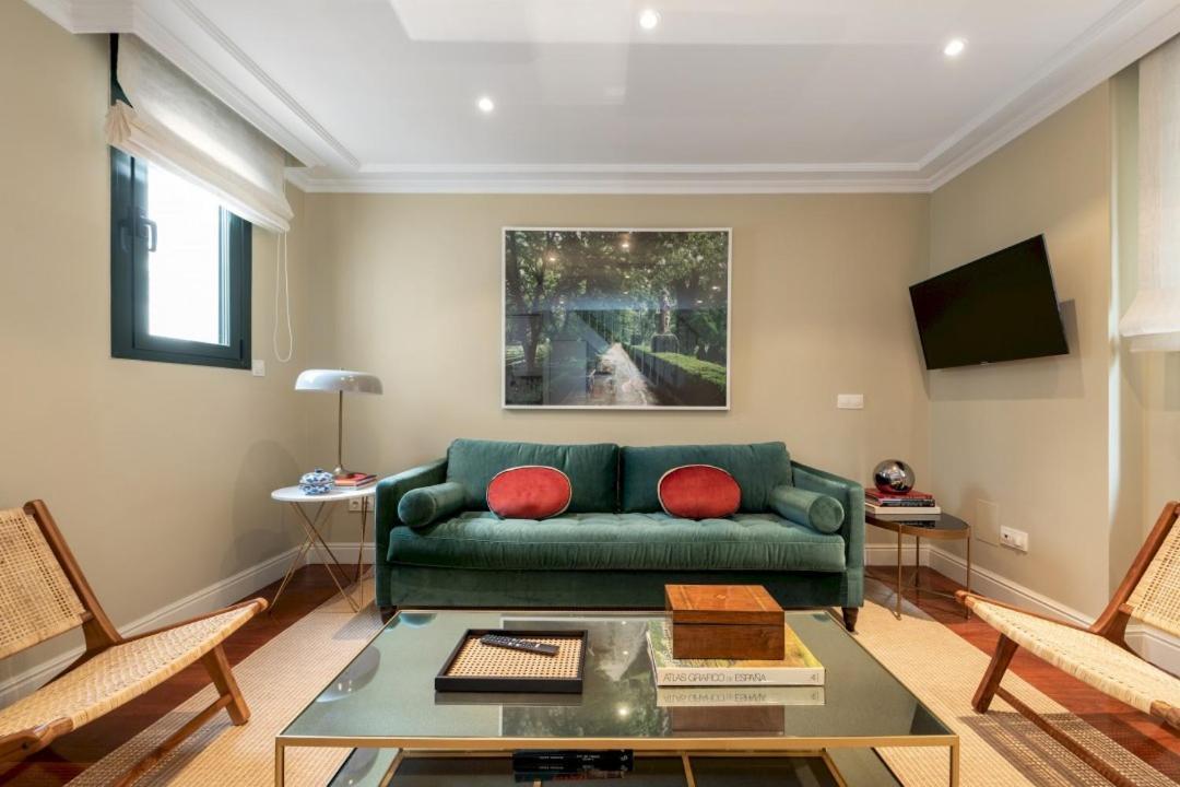 Apartment 2 Bedrooms 2 Bathrooms- Penthouse- Almagro- Mintystay