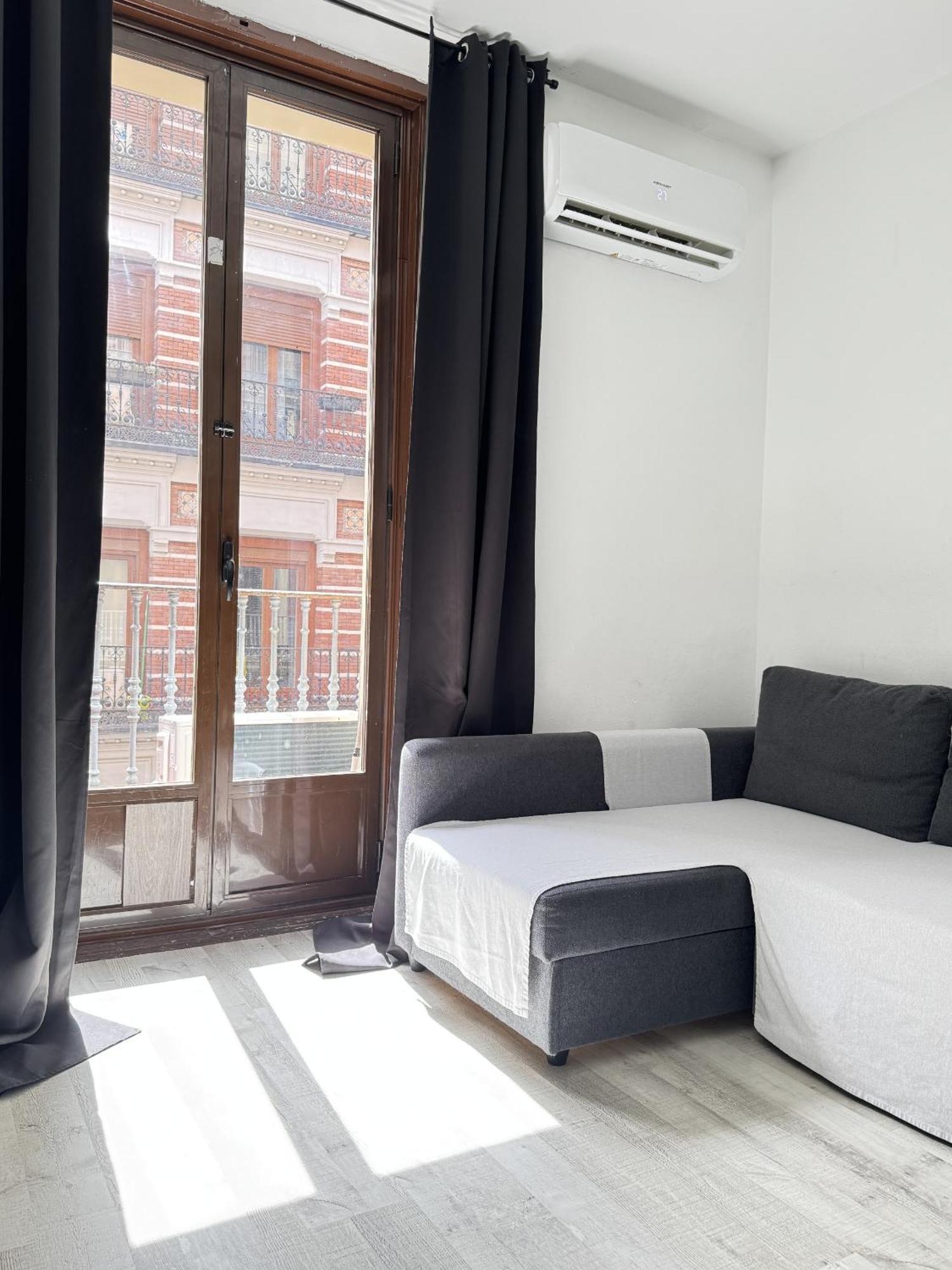 Day Chueca Centro Gran Via Sol Malasana Apartment *