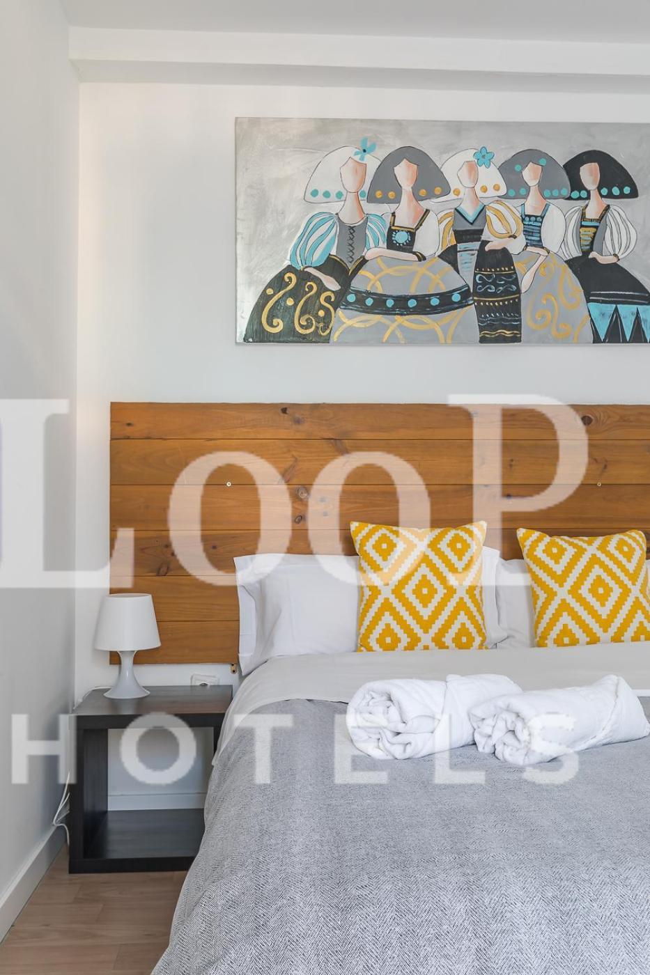 Loop America Auto-Check In Apartment