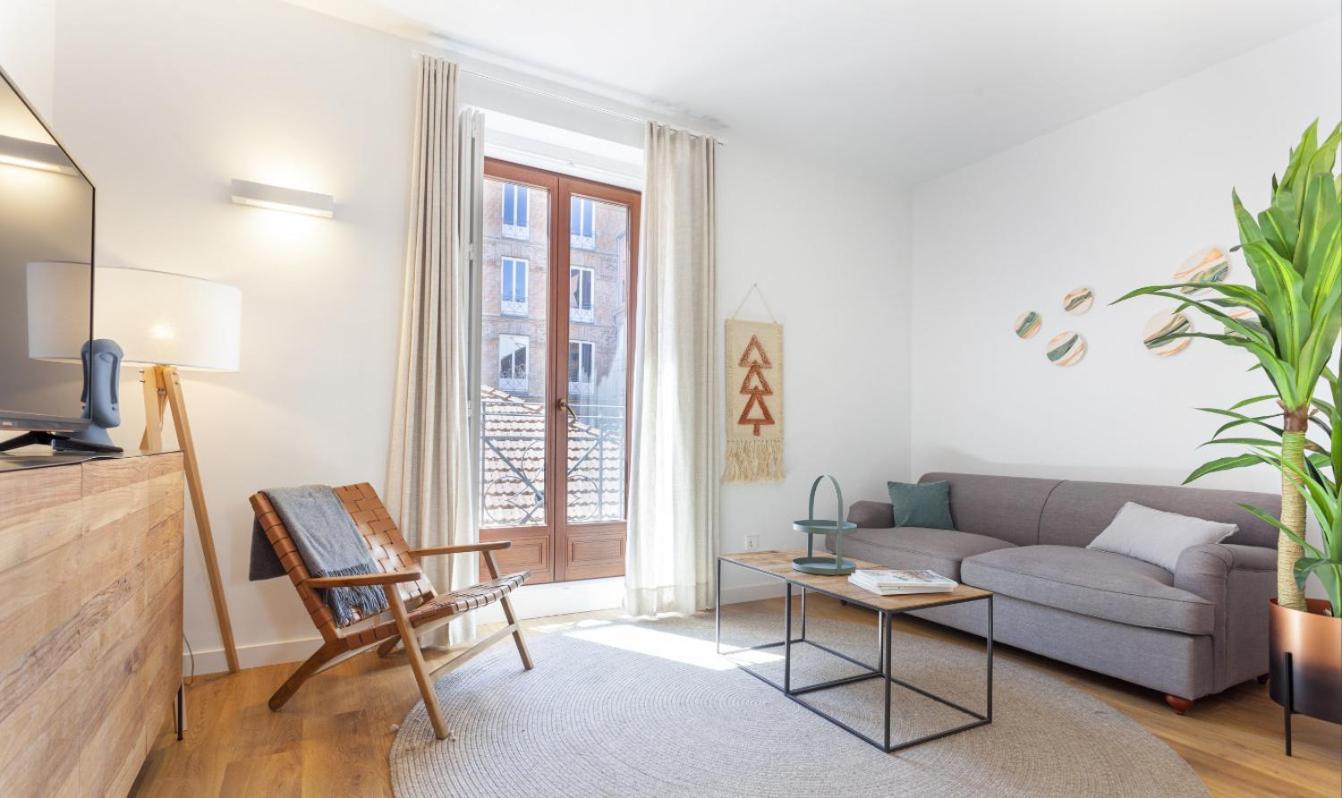 Apartamento Mit House Bellas Artes En Madrid