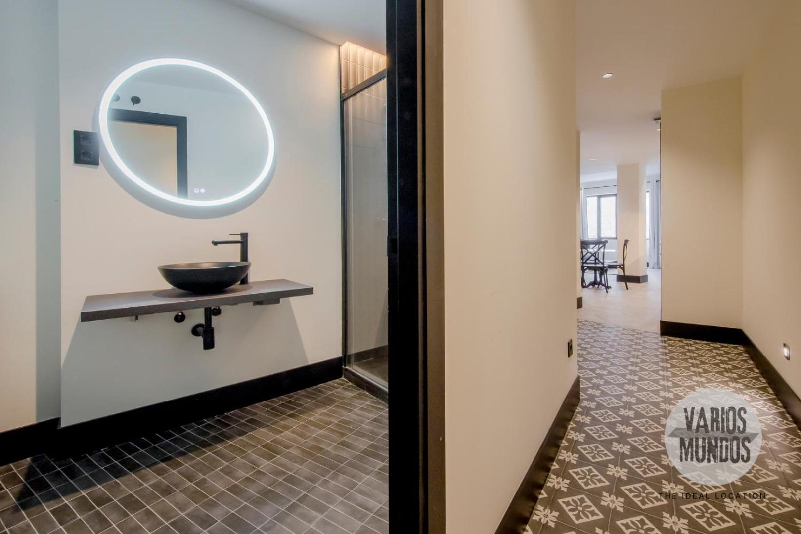 Un Madrid Moderno Para 7, Tu Refugio En Abada 2 E2 Apartment *