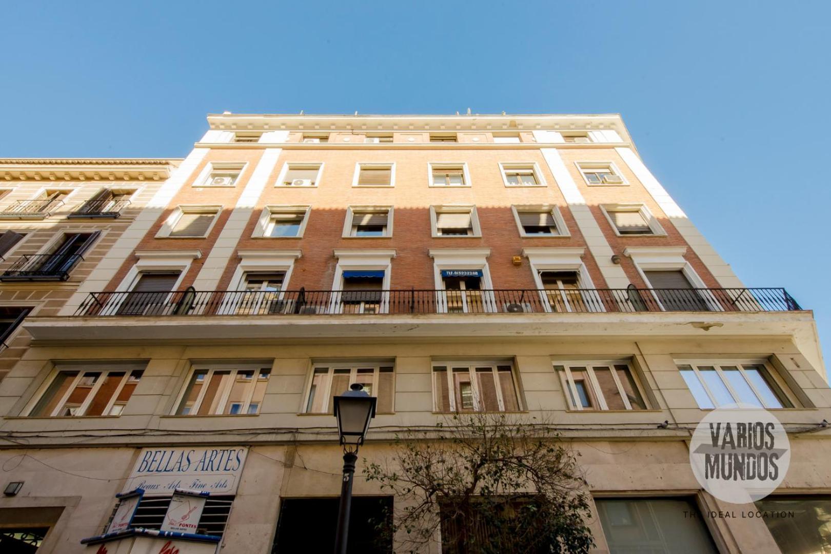 Apartment Un Madrid Moderno Para 7, Tu Refugio En Abada 2 E2 Madrid