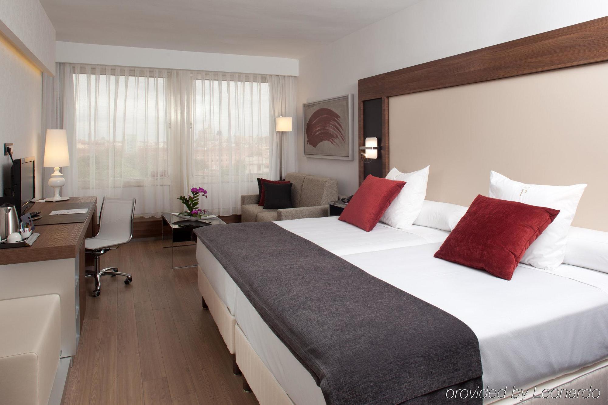 Hotel Husa Moncloa 4*