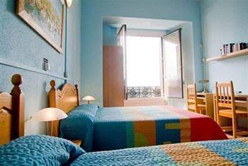 Hostal Gran Via 44 Madrid
