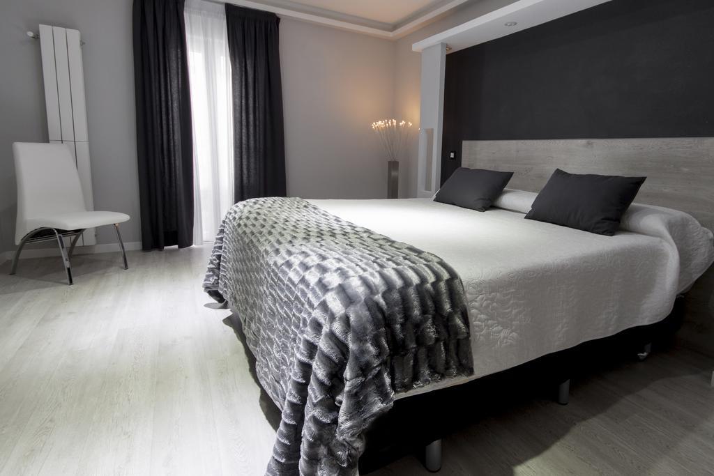 Pensión Overnight 3*