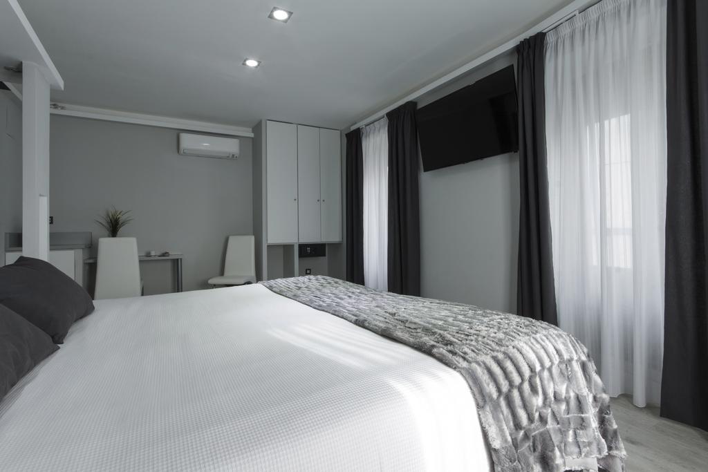 Overnight Madrid