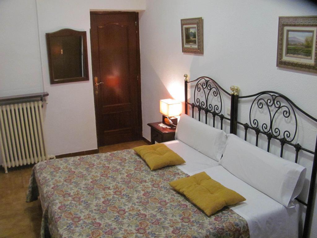 Armesto Pensión 3*