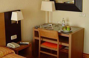 Laris Hotel Madrid