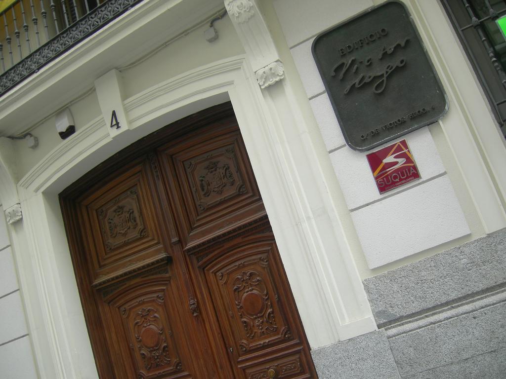 Victor Hugo By Forever Madrid