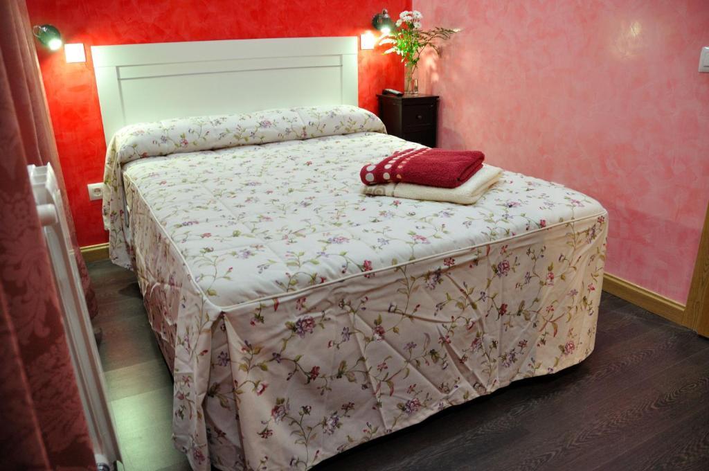 Hostal Far Plaza Mayor *