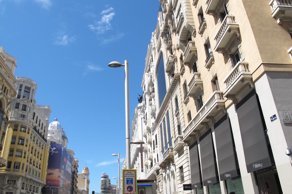 Gran Via Sol Montera Parking Gratis * Madrid