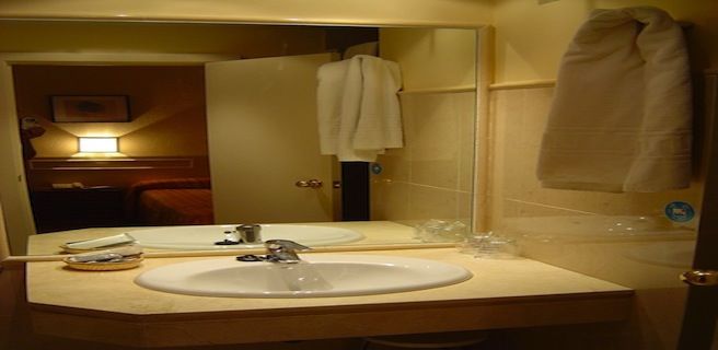 Laris Hotel 3*