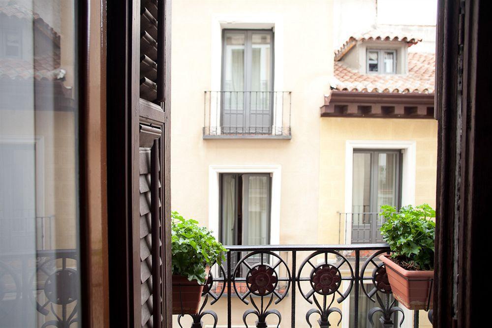 Hostal A Nuestra Senora De La Paloma Madrid
