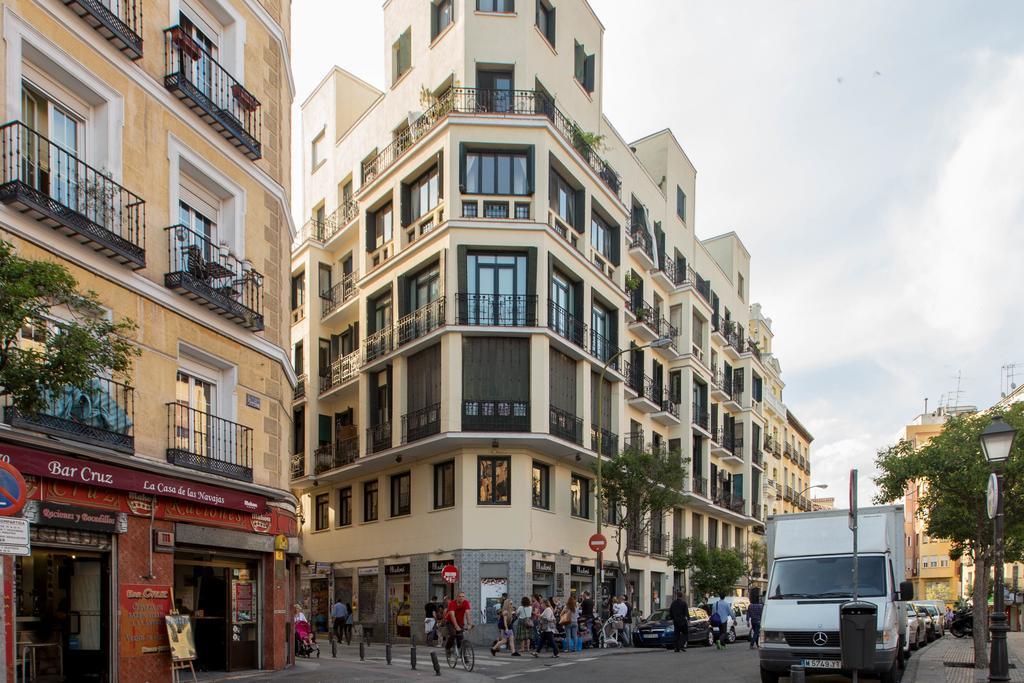 Apartamento Book In - Cascorro Deluxe Madrid