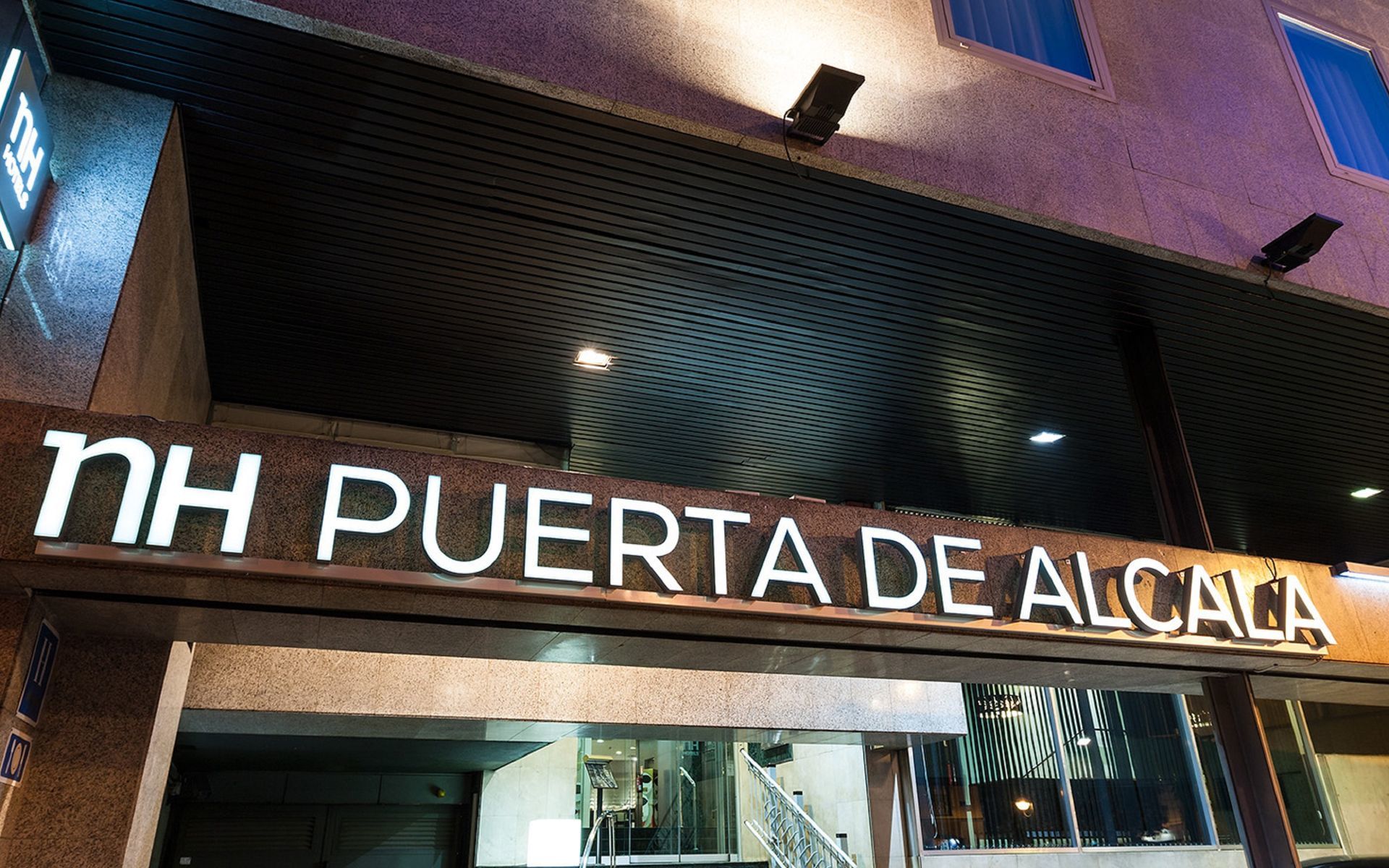 Hotel H10 Puerta De Alcalá 4*