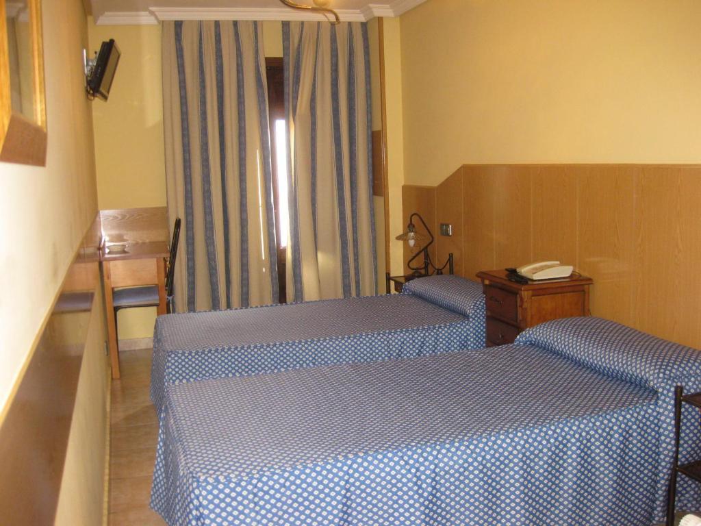 Guest house Maria Ronda 3*