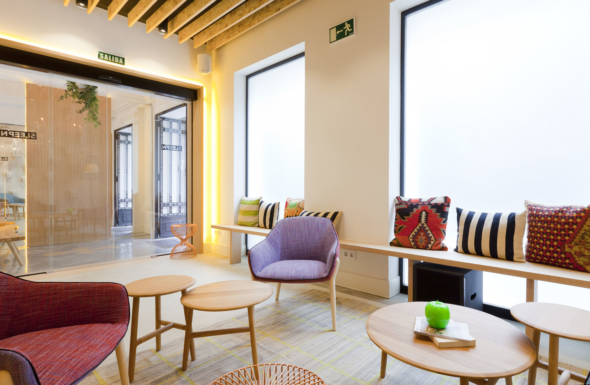 Pensión Sleep'n Atocha - B Corp Certified