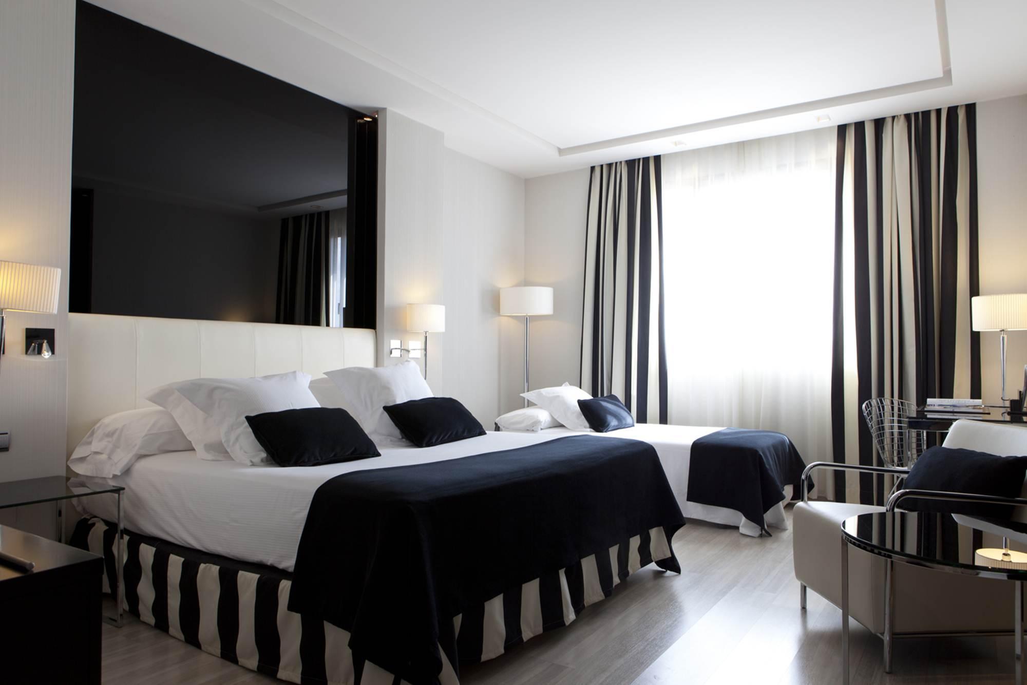 Hotel Maydrit Airport 4*