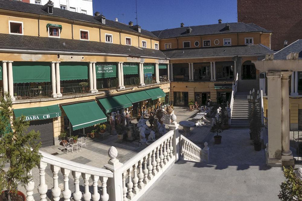 Puerta Del Sol-rastro Apartamento *
