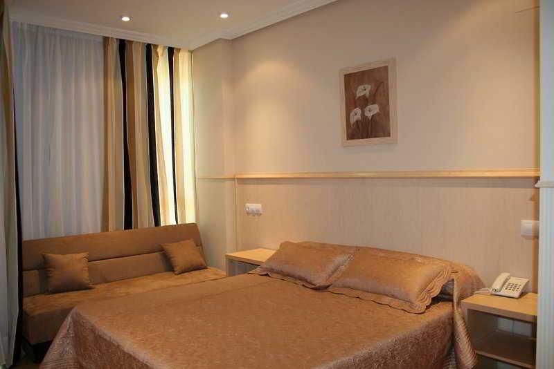 Hotel Feria De Madrid