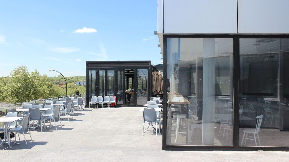 Residencia Universitaria Resa Erasmo Apartment *