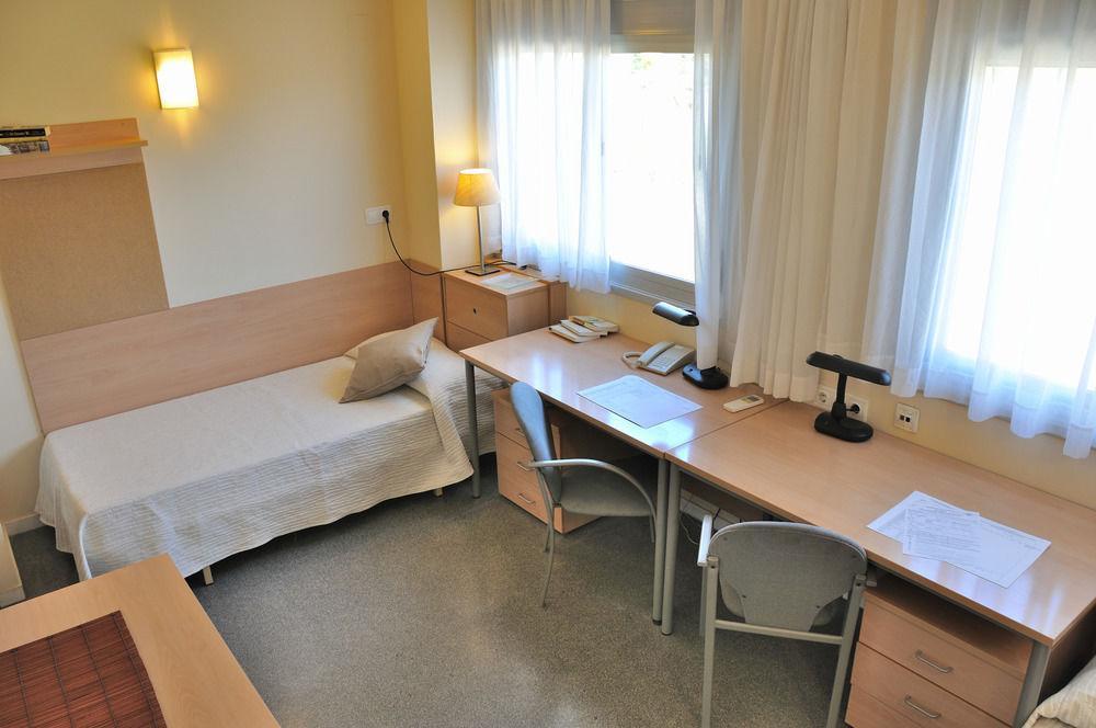 Residencia Universitaria Erasmo * Madrid