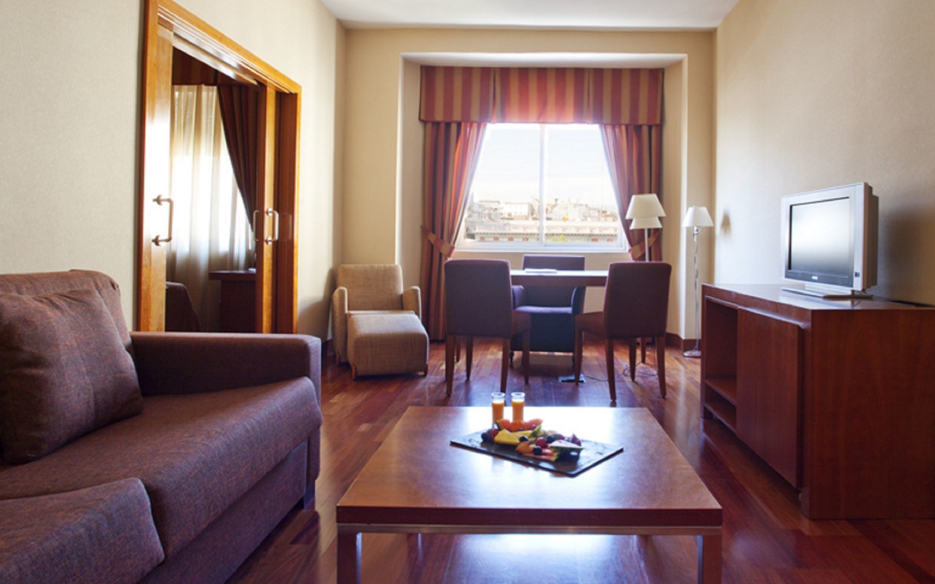 Nh Collection Colón Hotel