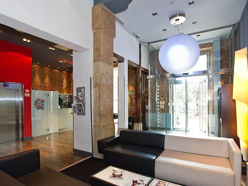Petit Palace Plaza Del Carmen 4*