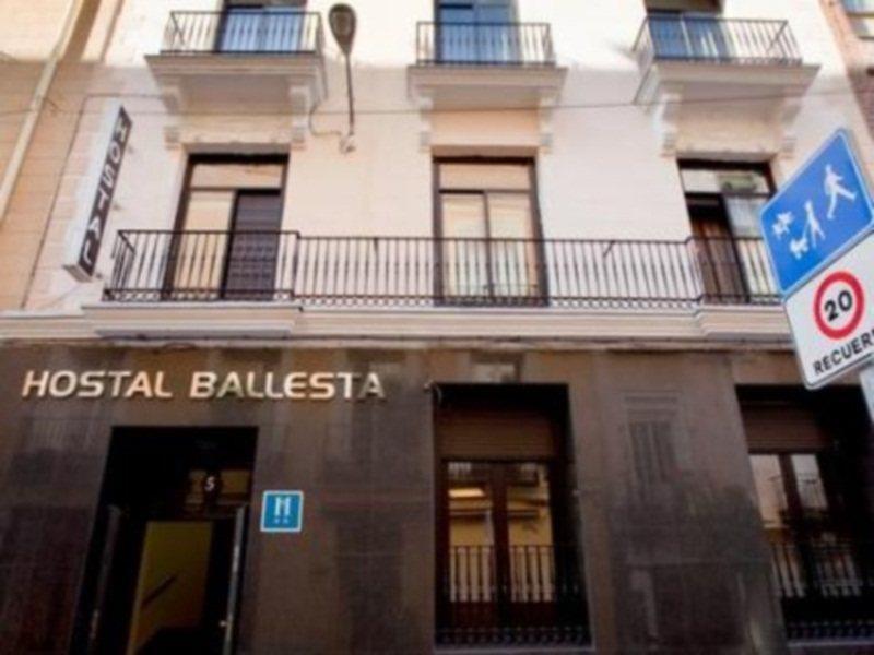 Ballesta Pensión Madrid