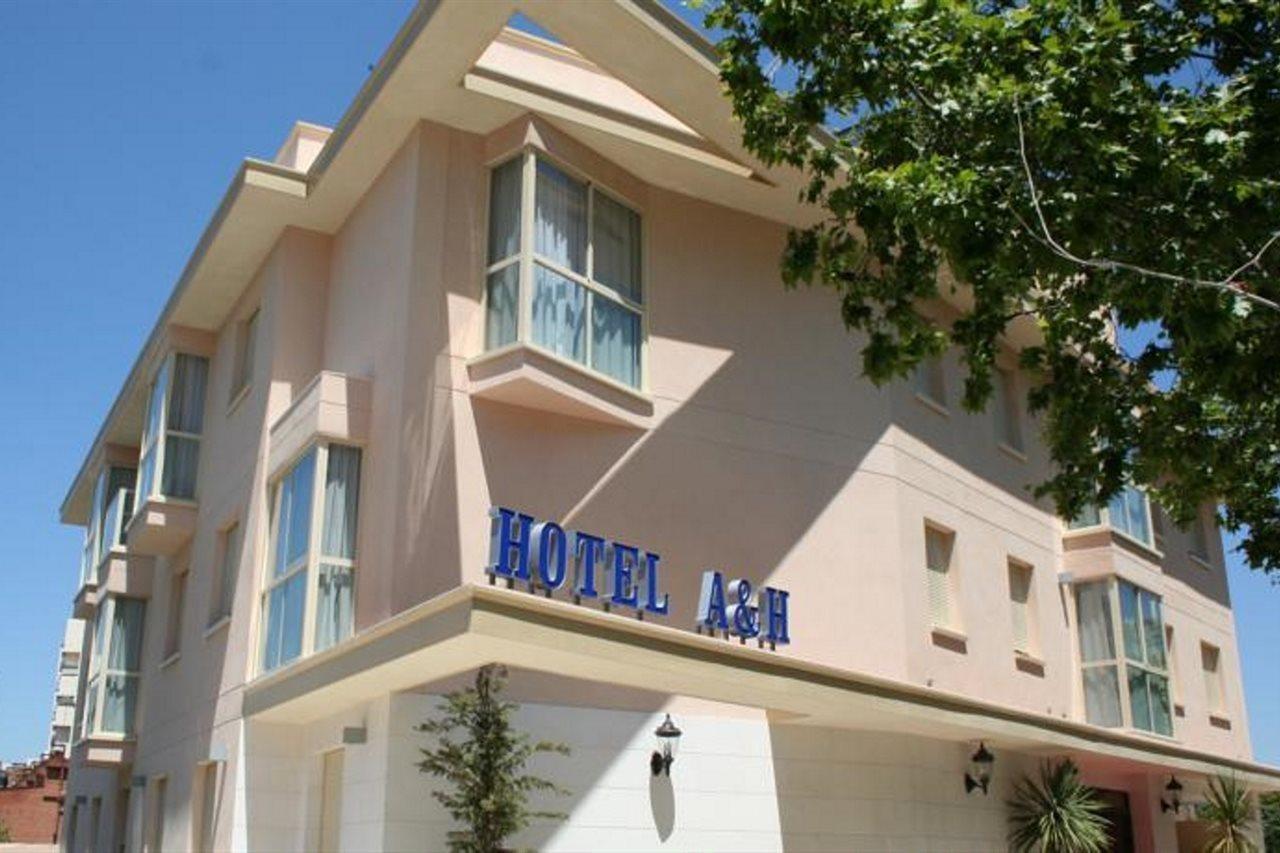 Feria De Hotel 4*