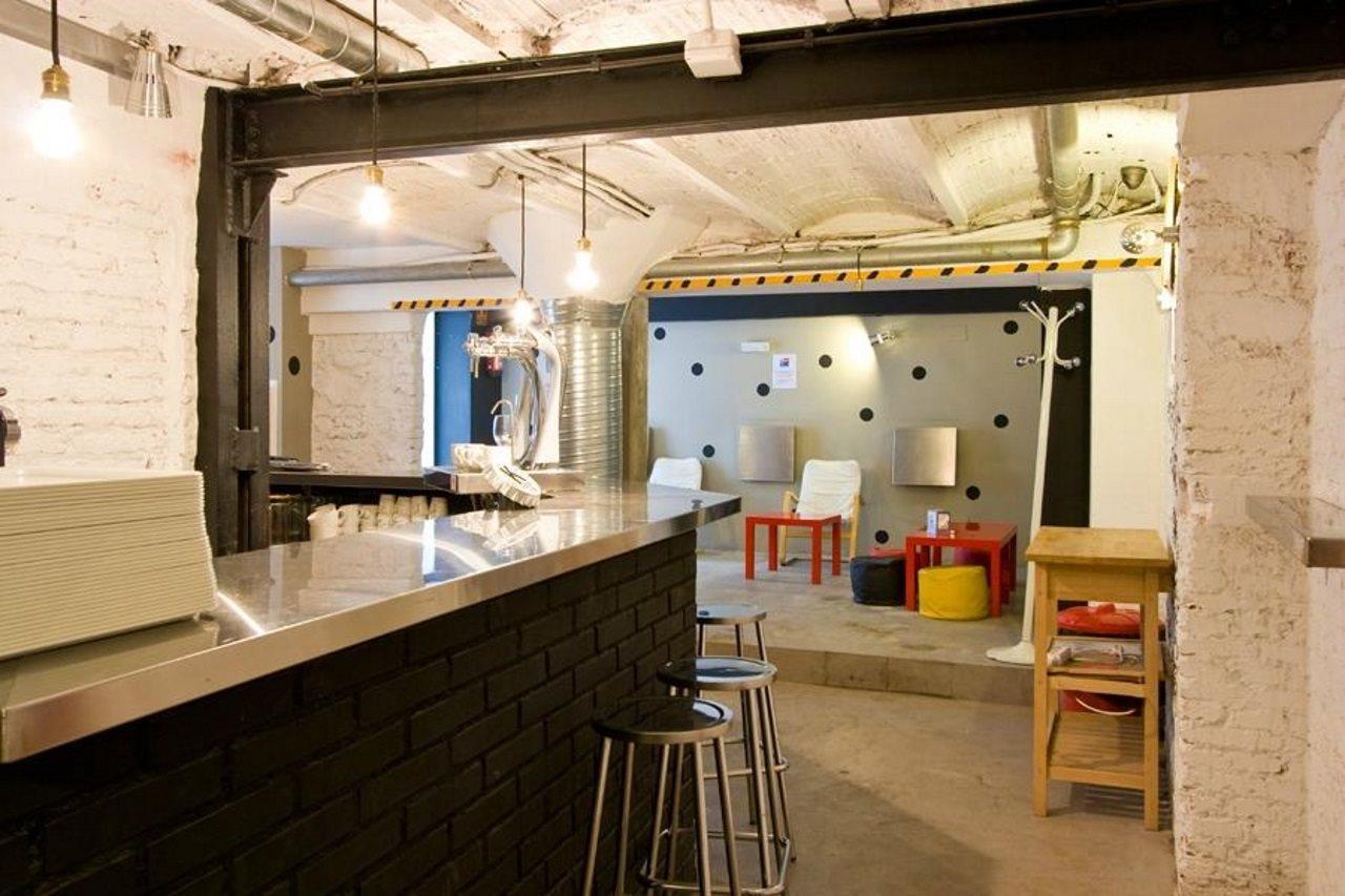 Motion Hostal *