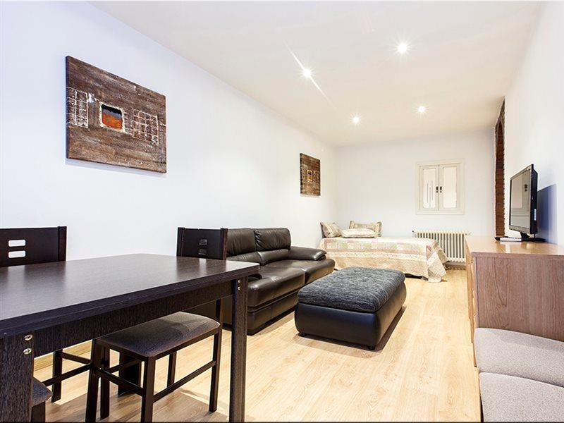 Santa Ana Apartment *