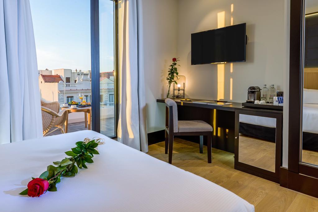 Hotel H10 Puerta De Alcalá 4*