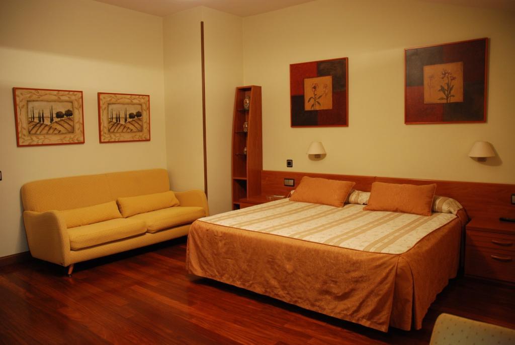 5 Pinos 3* Madrid