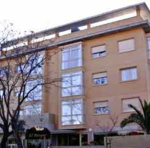 Ah El Parque - Arturo Soria Centro Hotel 4*