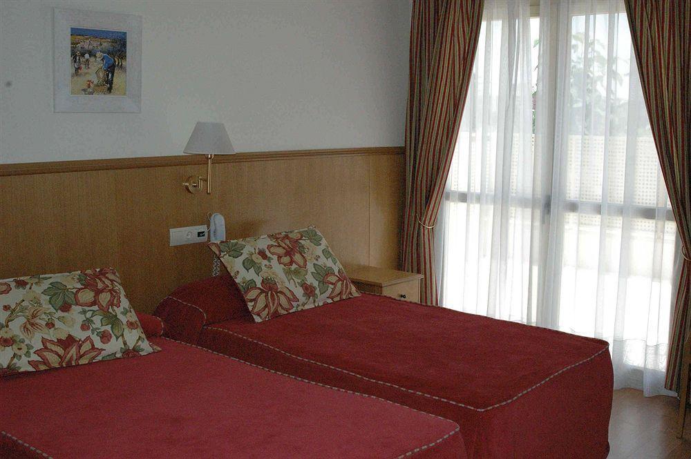 Ah El Parque - Arturo Soria Centro Hotel 4*